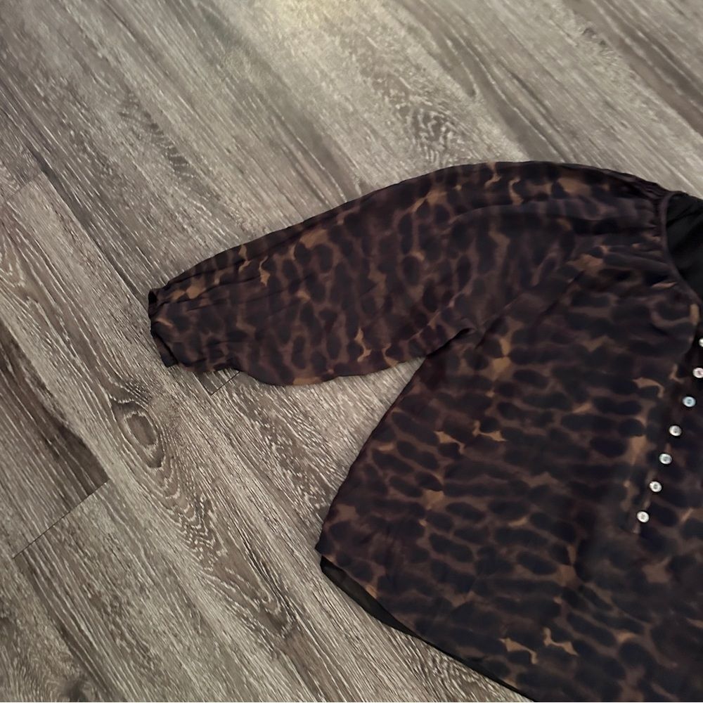 Rails Indi Leopard Blouse - Picture 4 of 9